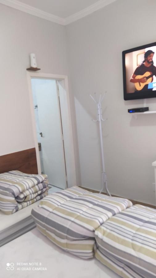 Pousada Quarto Familiar Com Ar,Frigobar,Wi Fi, Garagem Апаресіда Екстер'єр фото